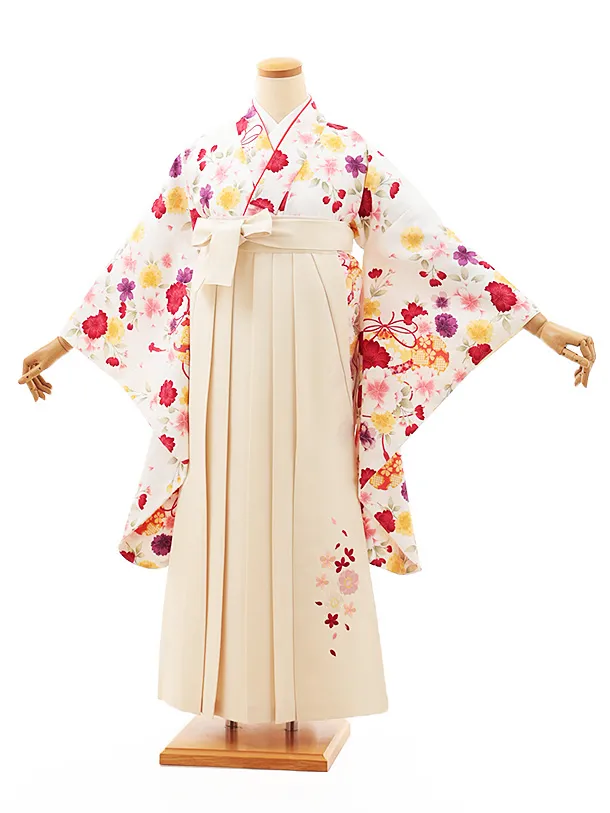 小学生卒業式略式袴(女の子) Z562 白地桜に鈴×クリーム桜