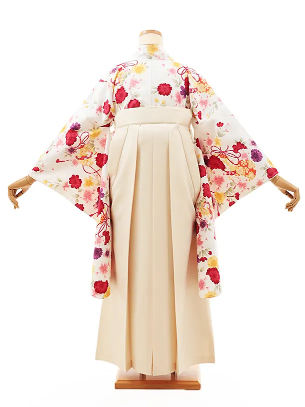 小学生卒業式略式袴(女の子) Z562 白地桜に鈴×クリーム桜