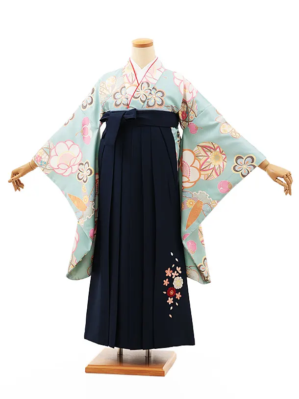 小学生卒業式略式袴(女の子) Z566 ペールブルー鞠に松竹梅×紺桜