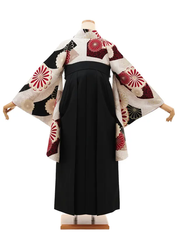 小学生卒業式袴(女の子)Z660 JAPAN STYLE ベージュ菊×黒