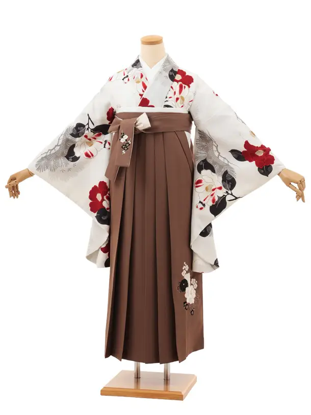小学生卒業式袴(女の子) Z674 九重 白 松に椿×モカブラウン