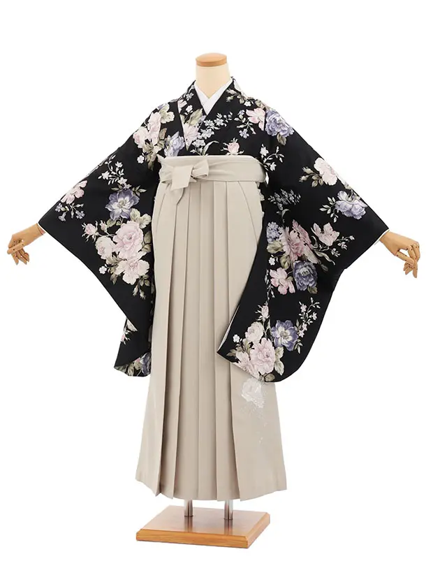 小学生卒業式かんたん袴(女の子) Z845 黒地ポピー×ベージュ