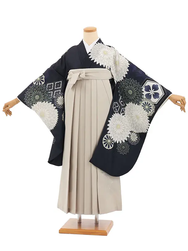 小学生卒業式かんたん袴(女の子) Z849 紺古典菊×ベージュ