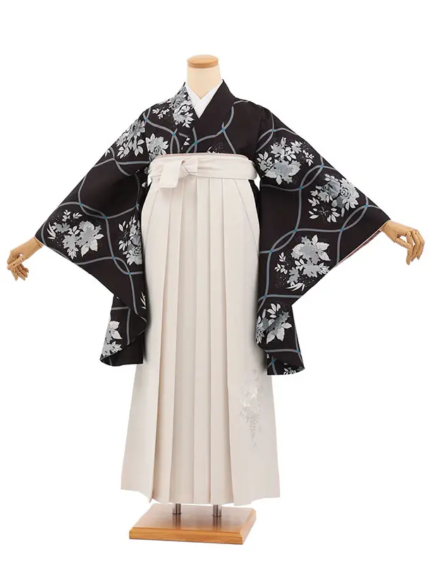 小学生卒業式かんたん袴(女の子) Z854 黒立涌に花×アイボリー