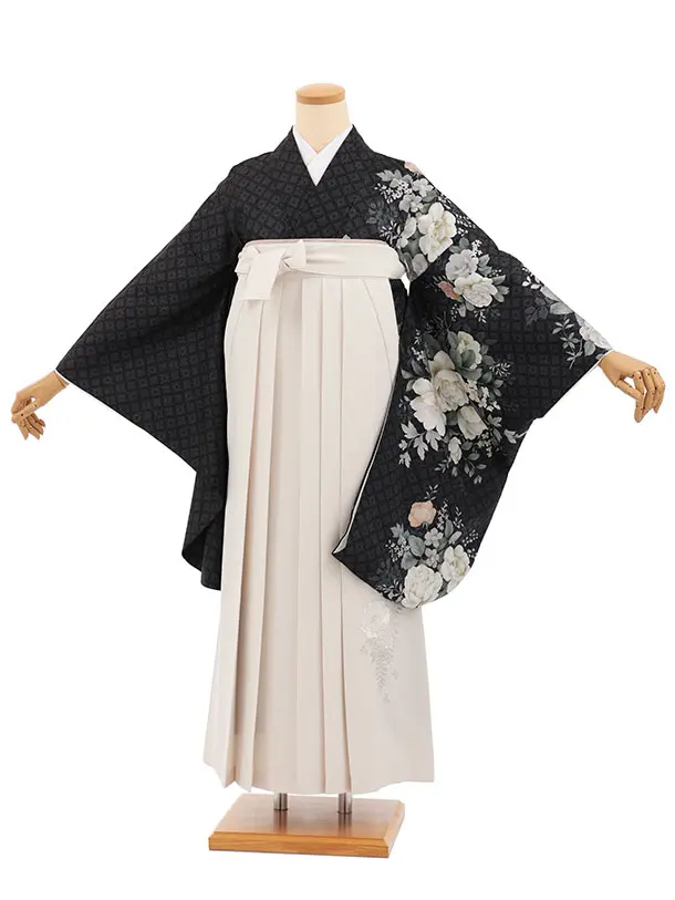 小学生卒業式かんたん袴(女の子) Z855 黒ブーケ×アイボリー