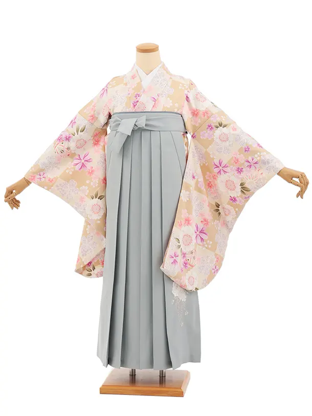 小学生卒業式かんたん袴(女の子) Z907 ベージュ桜×薄ｸﾞﾚｰ