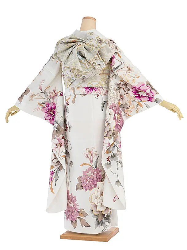 振袖レンタル A066 白 牡丹百合鞠