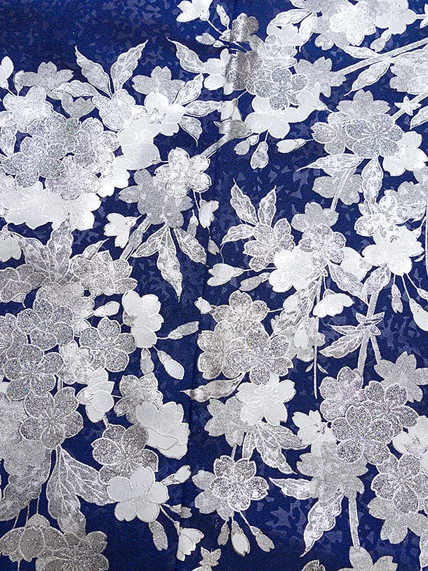 卒業式成人式袴レンタル 0253 青吉野桜銀彩／黒銀縞袴