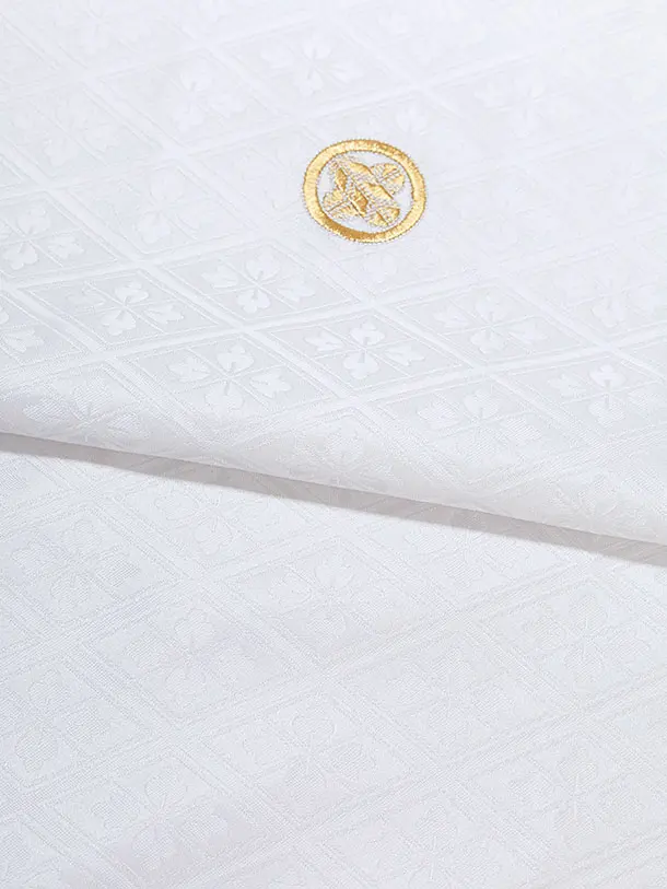 卒業式成人式袴レンタル 0265 白 金紋武田菱／白黒ぼかし 金亀甲松葉袴