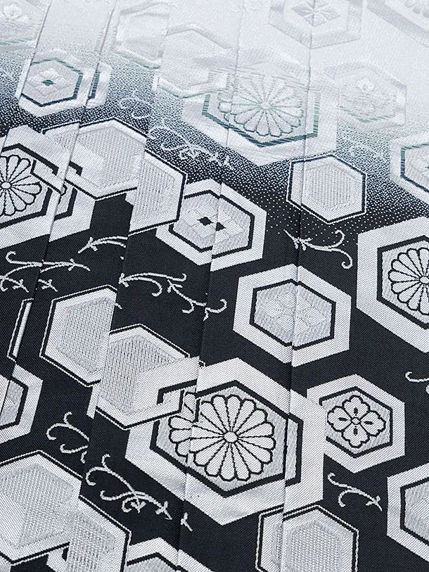 卒業式成人式袴レンタル 0268 白 金紋武田菱／白黒ぼかし 金亀甲松葉袴