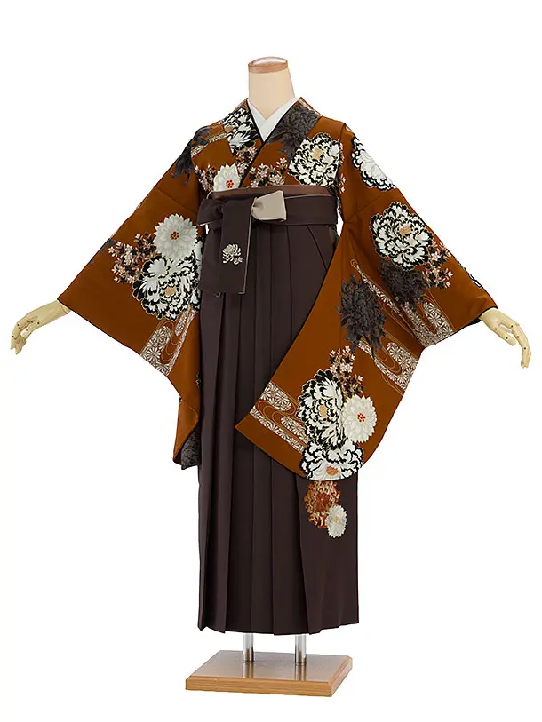 卒業式女性袴 1180 紅一点／レンガ色 牡丹に菊／こげ茶 乱菊刺繍袴