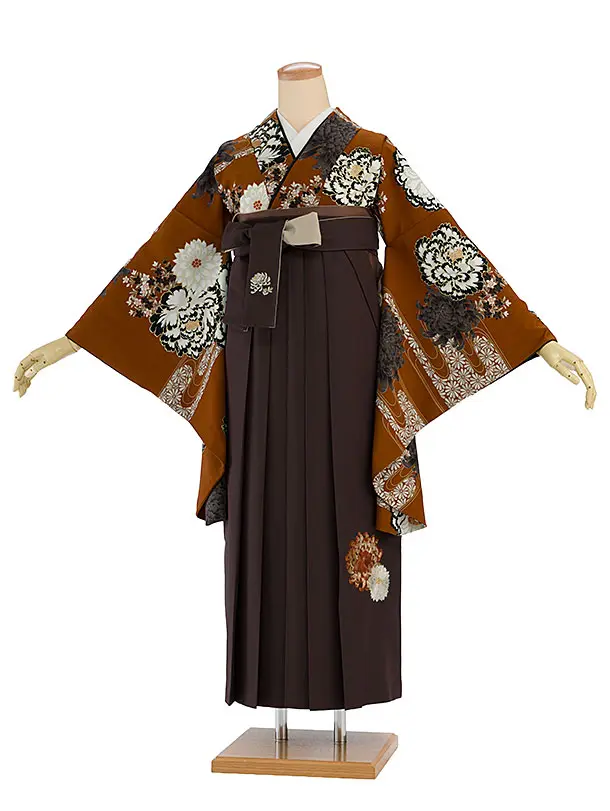 卒業式女性袴 1180 紅一点／レンガ色 牡丹に菊／こげ茶 乱菊刺繍袴