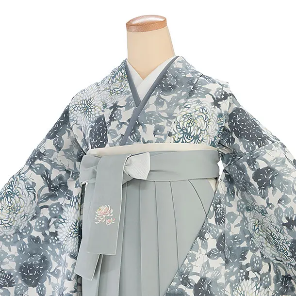 卒業式女性袴 1191 紅一点／オフホワイト 菊尽くし／ブルーグレー 乱菊刺繍袴