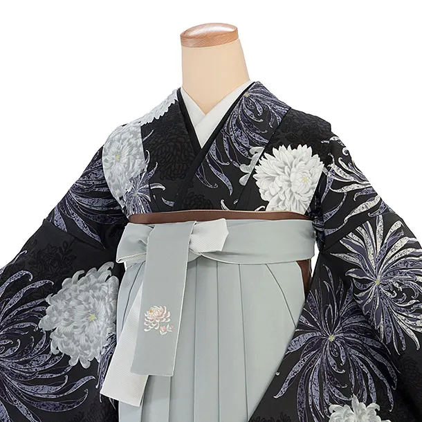 卒業式女性袴 1195 紅一点／ダークグレー 乱菊／ブルーグレー 乱菊刺繍袴