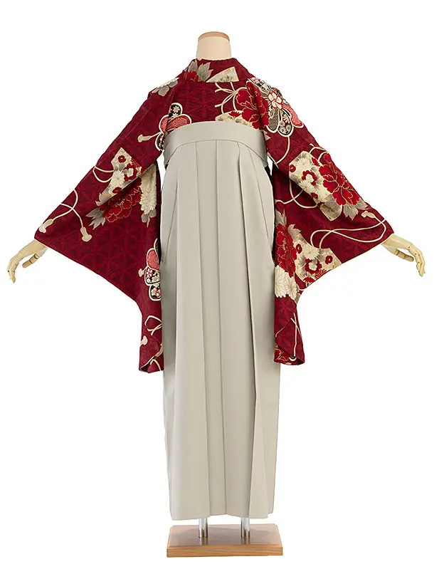 卒業式女性袴 1199 九重／赤 扇面に牡丹／ベージュ 牡丹梅菊刺繍袴