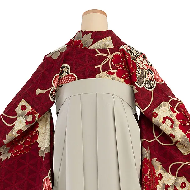 卒業式女性袴 1199 九重／赤 扇面に牡丹／ベージュ 牡丹梅菊刺繍袴
