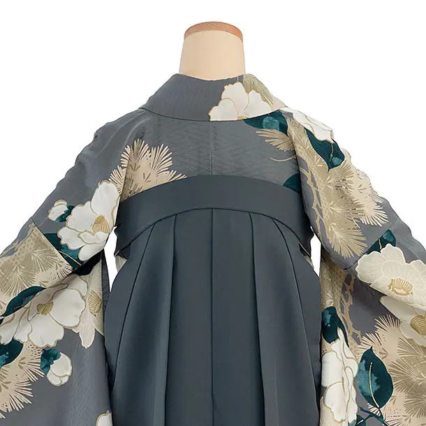 卒業式女性袴 1203 九重／グレー 椿松／ブルーグレー 牡丹梅菊刺繍袴