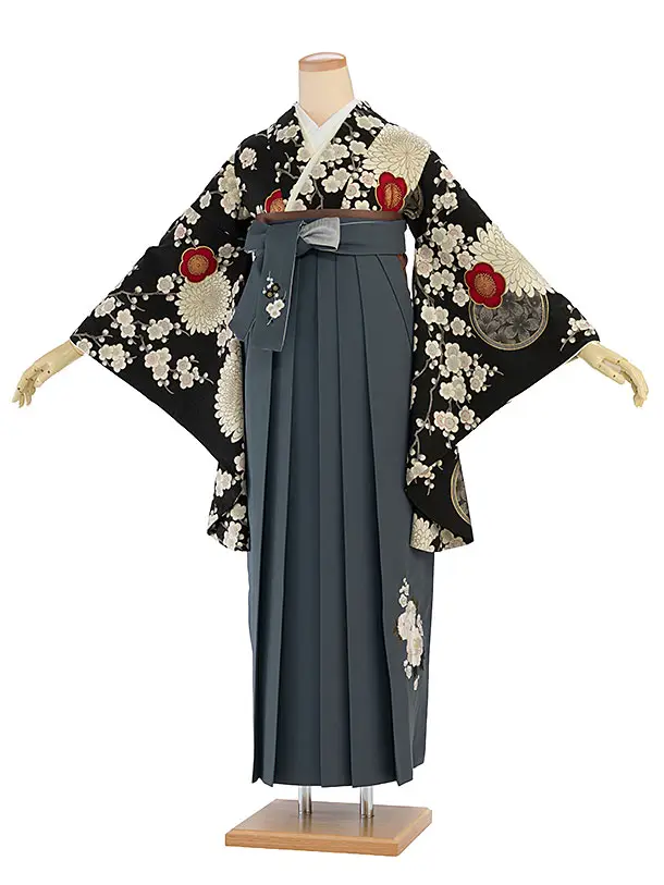 卒業式女性袴 1208 九重／黒 梅菊／ブルーグレー 牡丹梅菊刺繍袴