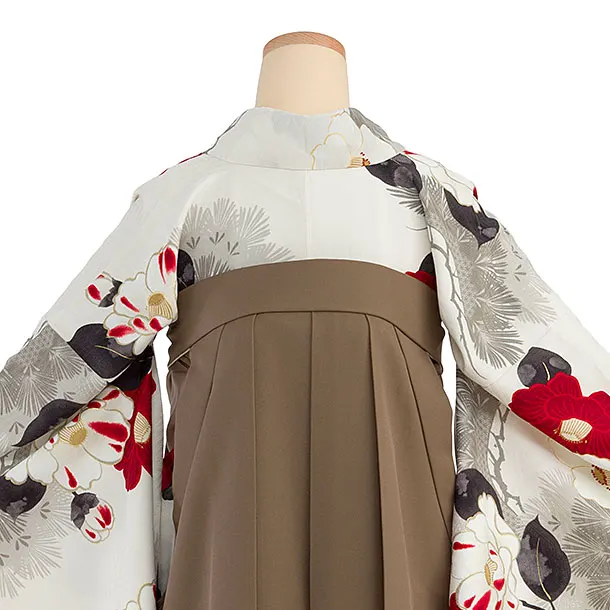 卒業式女性袴 1209 九重／白 椿松／茶色 牡丹梅菊刺繍袴