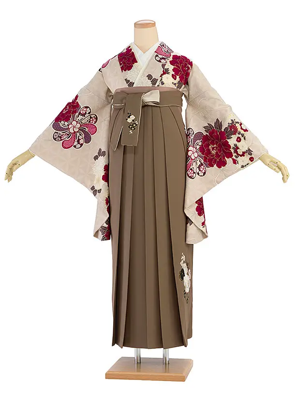 卒業式女性袴 1214 九重／ピンクベージュ 扇面に牡丹／茶色 牡丹梅菊刺繍袴