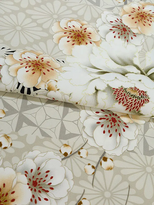 卒業袴1218 JAPAN STYLE／ベージュ牡丹八重桜／ベージュ梅丸紋刺繍袴