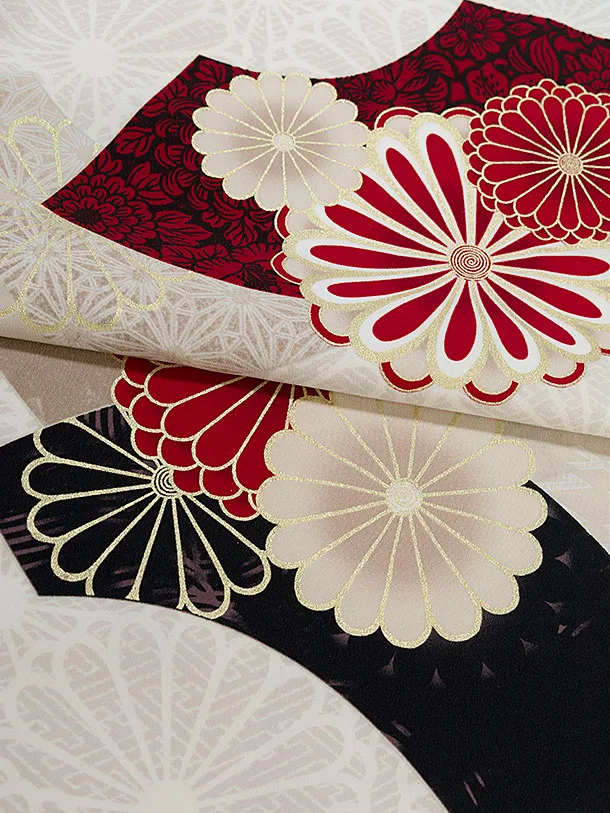 卒業式女性袴1223 JAPAN STYLE／ベージュ 梅丸紋／黒 梅丸紋刺繍袴