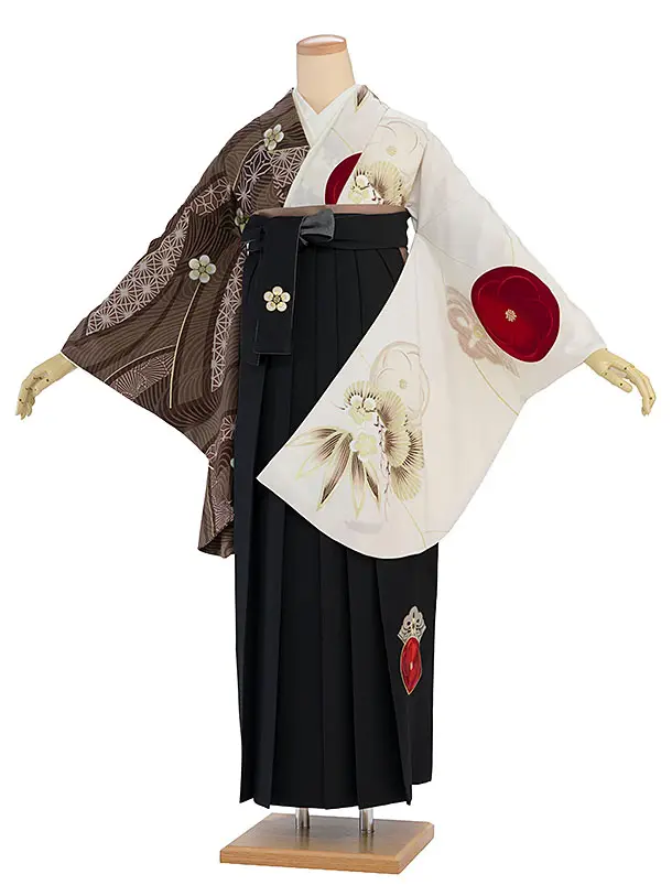 卒業袴1226 JAPAN STYLE／白×茶片身替わり 梅丸紋／黒梅丸紋刺繍袴