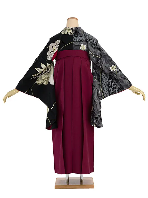 卒業袴1230 JAPAN STYLE／黒片身替わり 梅丸紋／エンジ梅丸紋刺繍袴
