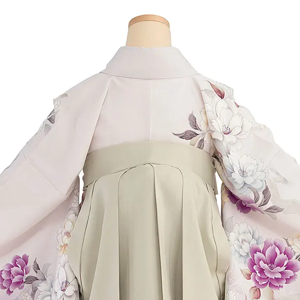 卒業式女性袴 1269 薄桜色 牡丹／ベージュ袴