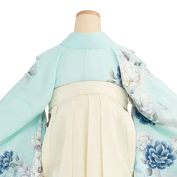 卒業式女性袴 1270 水色 牡丹／クリーム袴