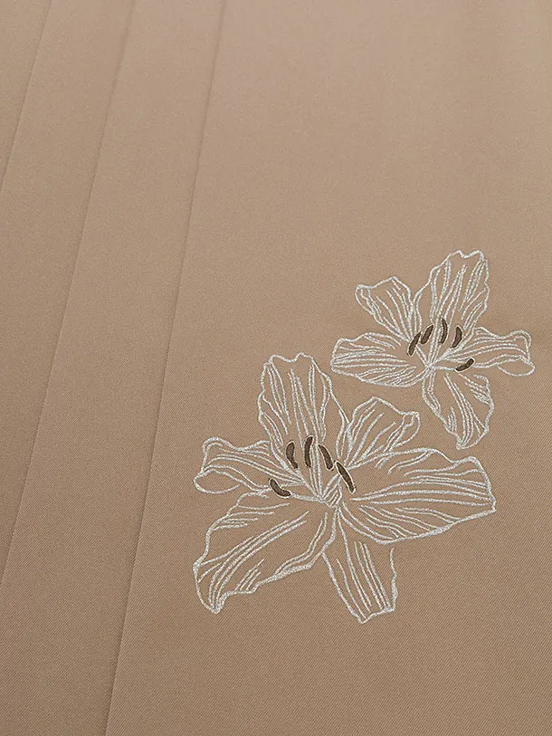 卒業式女性袴 1289 Sugar Kei／濃紺 ゆり／モカブラウン袴