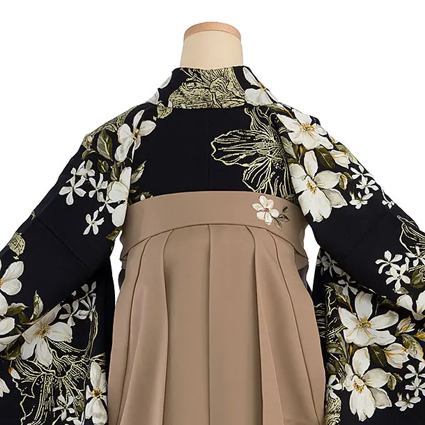 卒業式女性袴 1290 Sugar Kei／濃紺 ゆり／モカブラウン袴