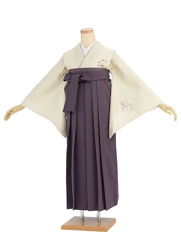 先生,教員向け袴レンタル 1291 クリーム 花輪に松／くすみパープル袴
