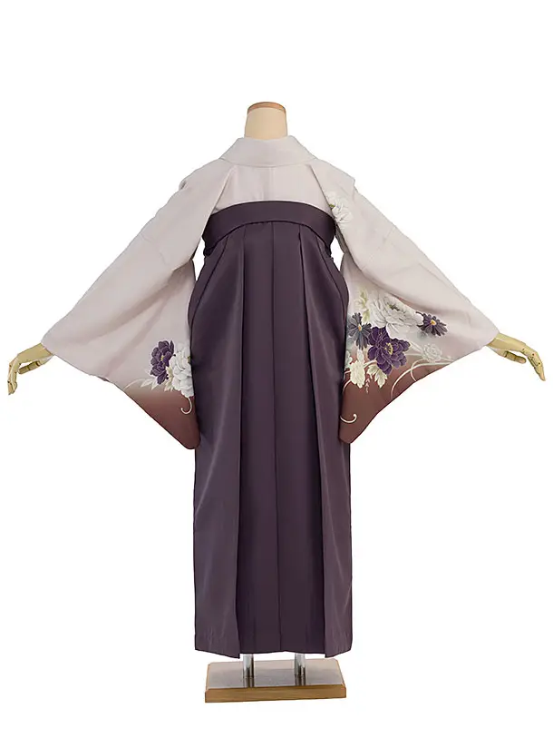 先生,教員向け袴レンタル 1307 ピンクベージュ 牡丹菊／くすみ紫袴