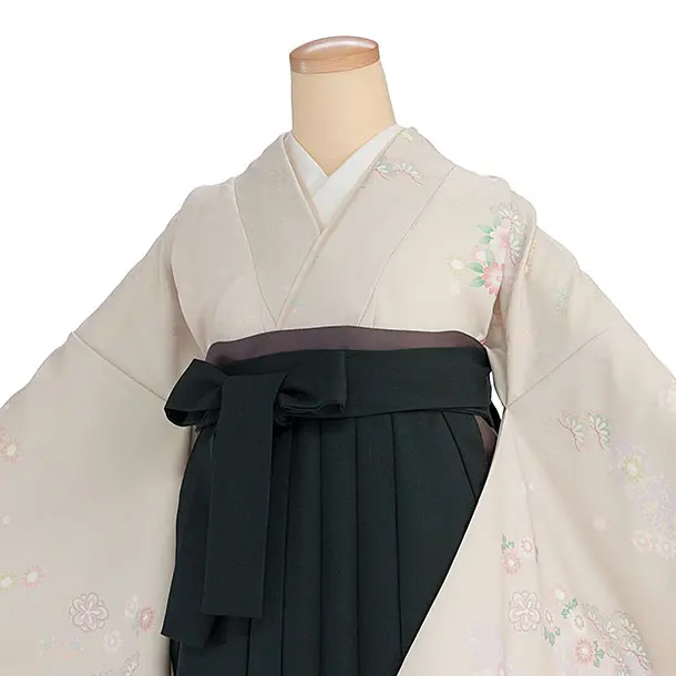 先生,教員向け袴レンタル 1354 ベージュ 秀花瑞祥／深緑 花七宝袴