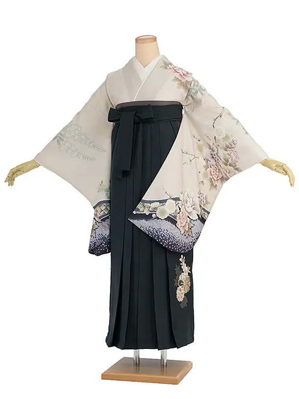 先生,教員向け袴レンタル 1355 ベージュ 梅牡丹鹿の子／深緑 桜刺繍袴