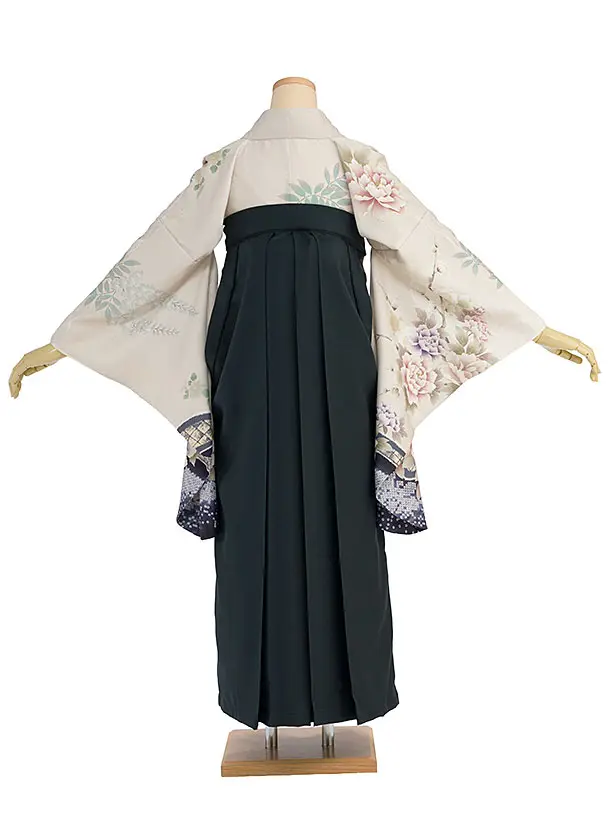 先生,教員向け袴レンタル 1355 ベージュ 梅牡丹鹿の子／深緑 桜刺繍袴