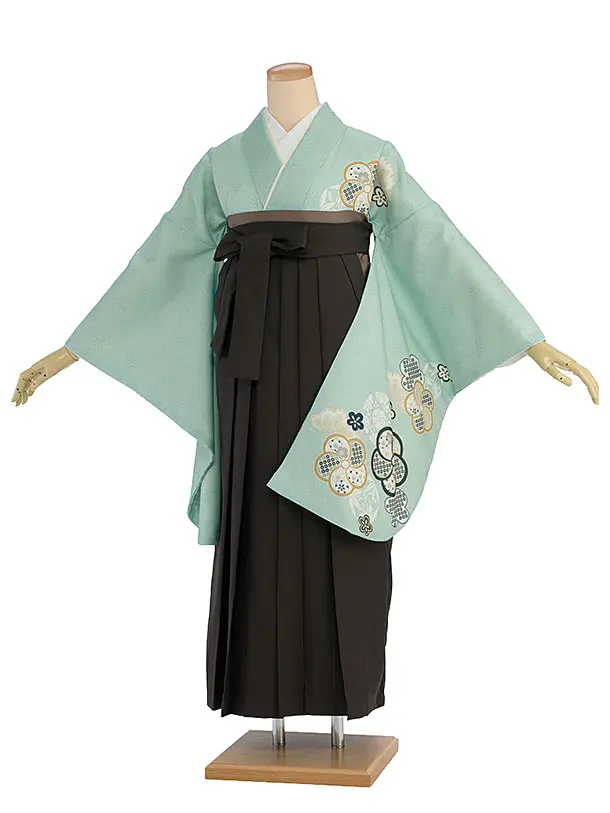 先生,教員向け袴レンタル 1451 薄緑 梅七宝／チャコール袴
