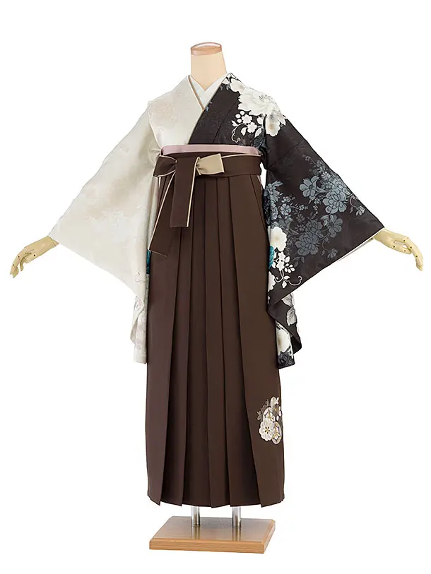 卒業式女性袴レンタル 1461 黒×ベージュ 片身替わり／茶色 花七宝袴