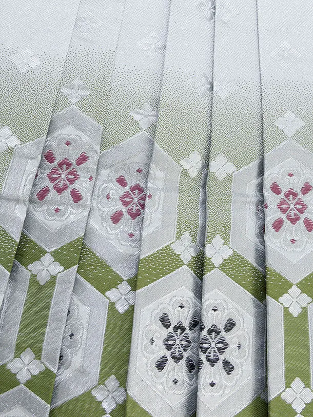 簡単七五三(7歳男児)0715淡グレーグリーン 石畳柄／シルバーグリーン花亀甲袴