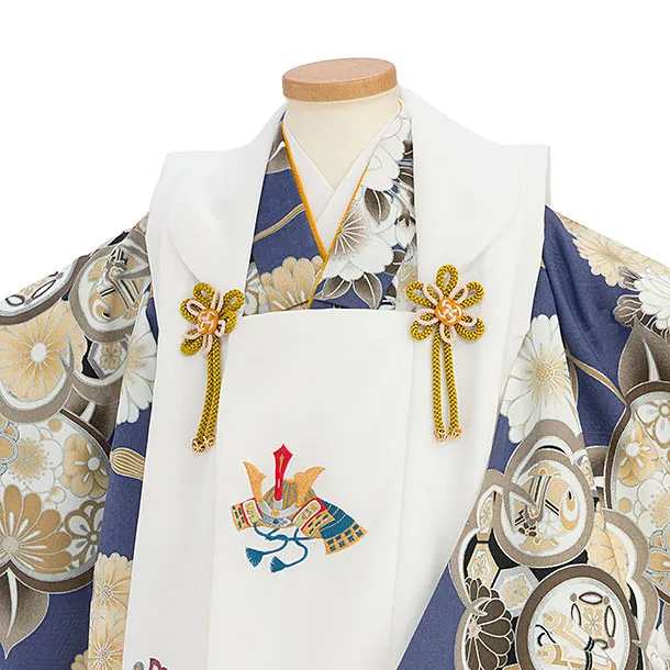 七五三レンタル(3歳男児被布) 0797 白 カブト×ブルー 花七宝尽くし