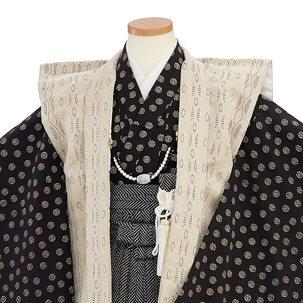 七五三レンタル(5歳6歳男児) C053 ベージュ 陣羽織／黒斜縞袴