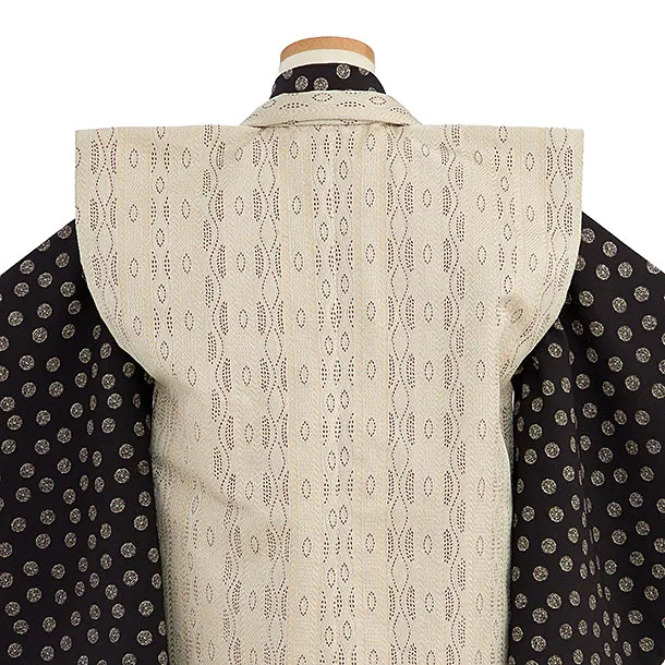 七五三レンタル(5歳6歳男児) C053 ベージュ 陣羽織／黒斜縞袴