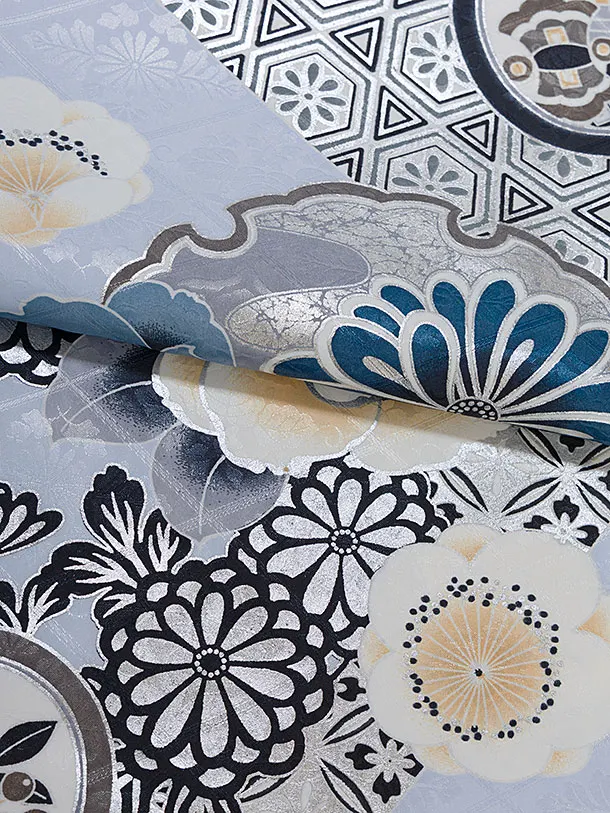 小学生卒業式かんたん袴（女の子）A095 水色 華雪輪／オフホワイト袴