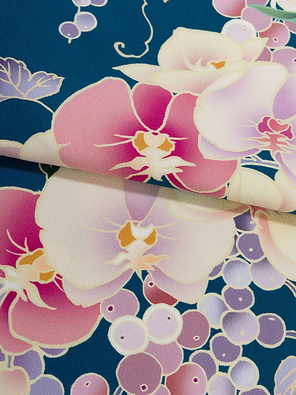 小学生卒業式かんたん袴（女の子）A096 青 胡蝶蘭／グレー袴