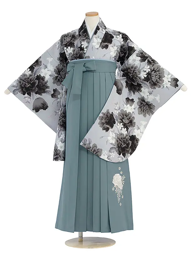 小学生卒業式かんたん袴（女の子）A099 淡グレー 牡丹／藍鼠色袴