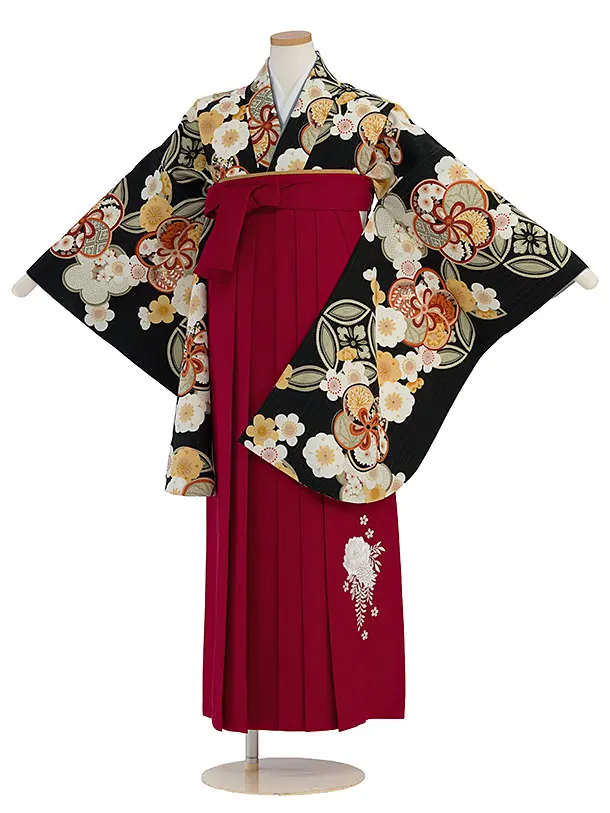 小学生卒業式かんたん袴（女の子）A107 黒 花七宝／赤袴