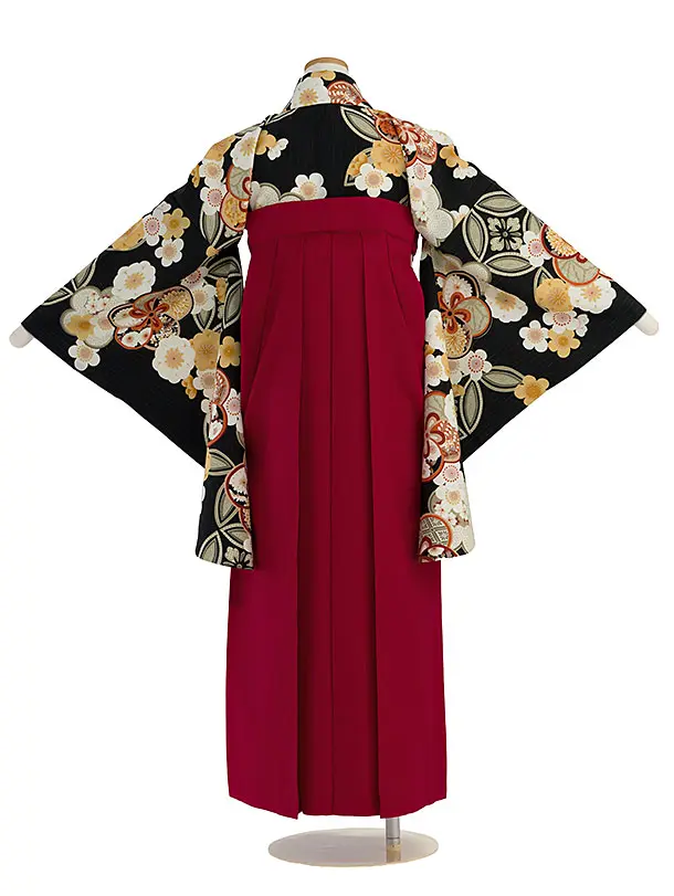 小学生卒業式かんたん袴（女の子）A107 黒 花七宝／赤袴