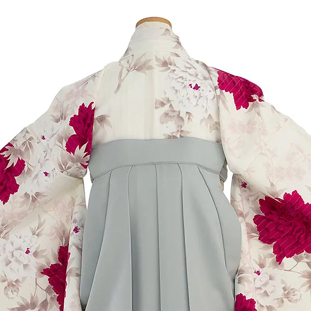 小学生卒業式かんたん袴（女の子）A114 オフホワイト 牡丹／グレー袴