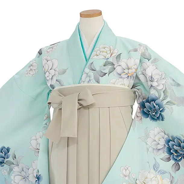 小学生卒業式かんたん袴（女の子）A118 水色 牡丹／ベージュ袴